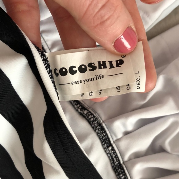 Sexy Open Back Highwaisted One Piece - Picture 3 of 4